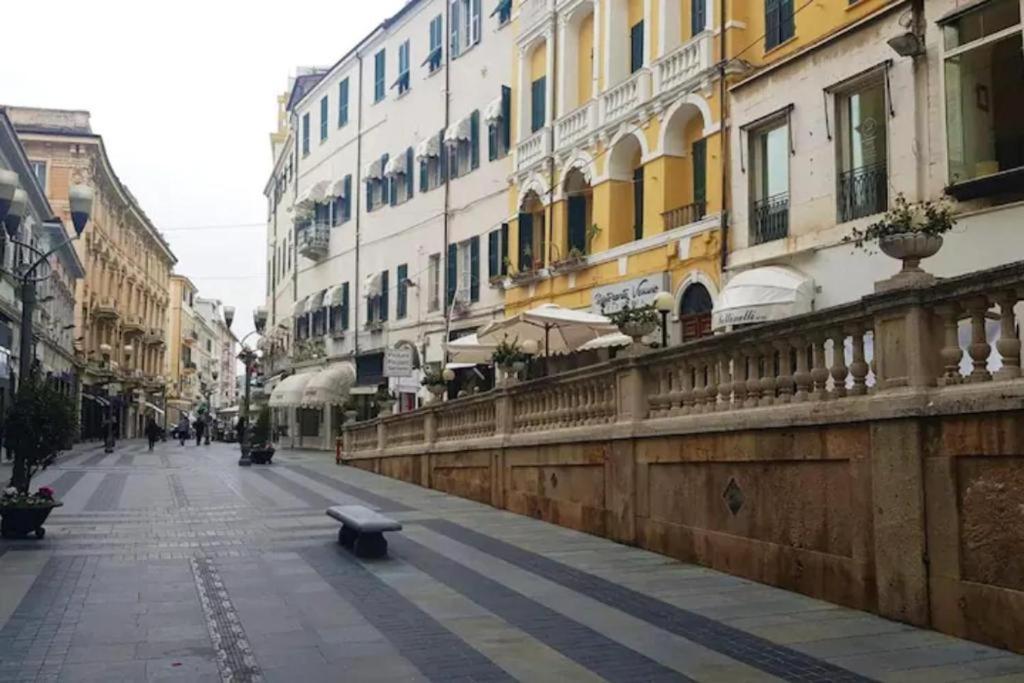 Casa Carina Centro Citta Con Garage Privato Apartment Sanremo Ngoại thất bức ảnh
