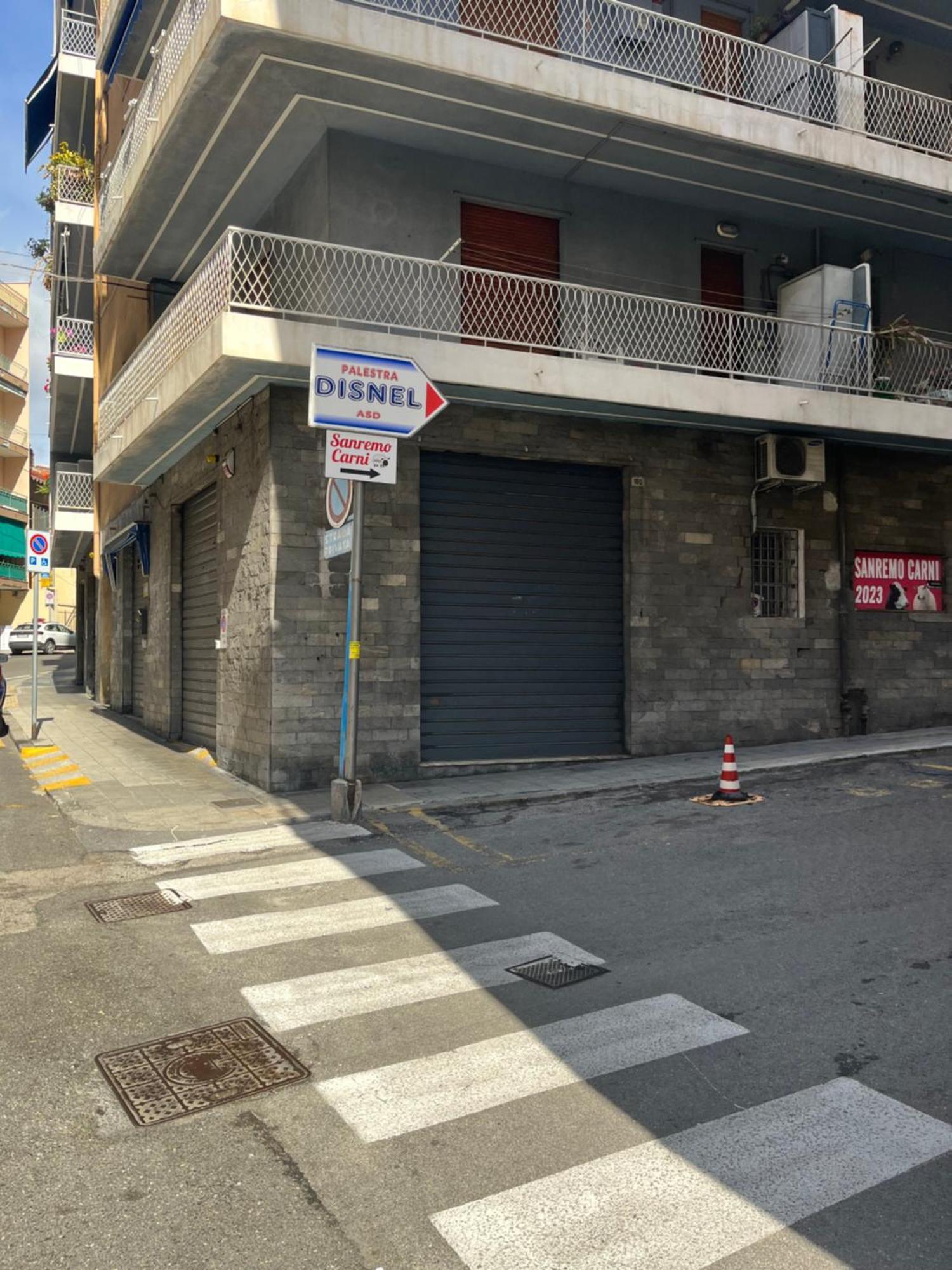 Casa Carina Centro Citta Con Garage Privato Apartment Sanremo Ngoại thất bức ảnh